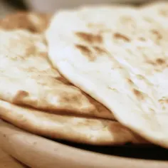 Jak przechowywać chlebek naan, aby nie stracił świeżości?